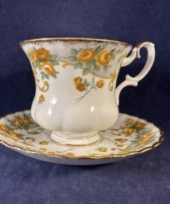 Royal Albert 'Sheraton series' 'Marjorie' dameskop en schotel Ø kop 7,5 cm hoog 7,4 cm
