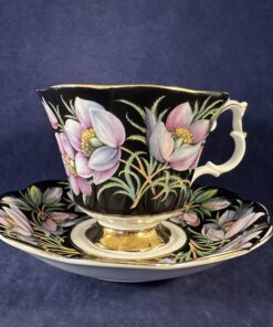 Royal Albert 'Provincial Flowers - Prairie Crocus' kop en schotel Ø 9 cm hoog 7,4 cm