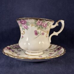 Royal Albert 'Sheraton series' 'Lavinia' dameskop en schotel Ø kop 7,5 cm hoog 7,4 cm