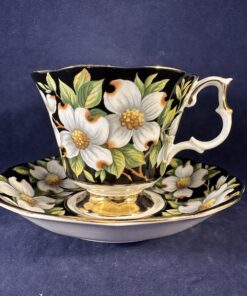 Royal Albert 'Provincial Flowers' 'Dogwood' kop en schotel Ø 9 cm hoog 7,4 cm