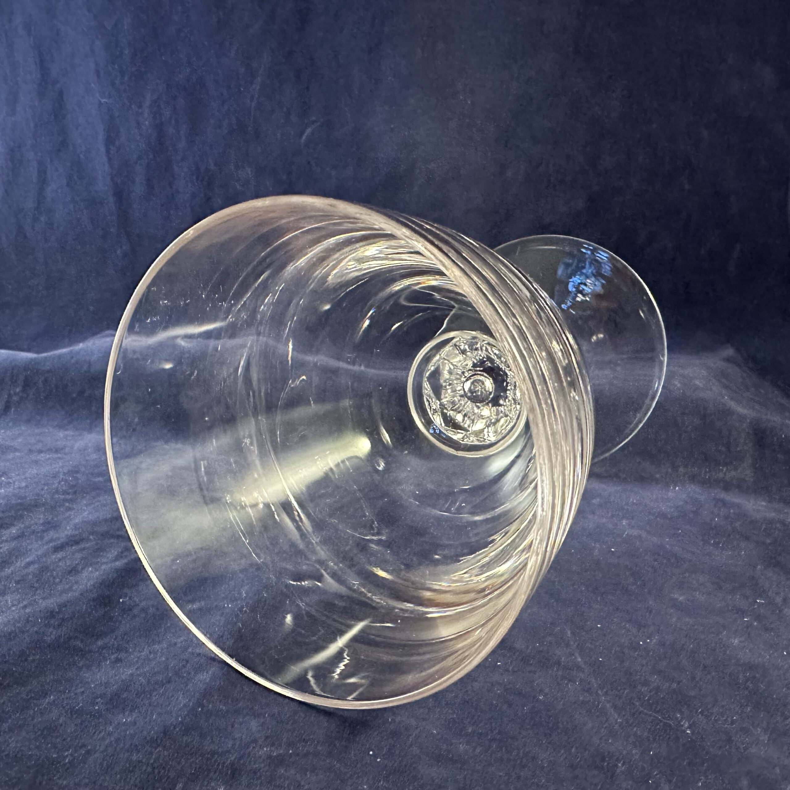 Set van 5 grote zware wijnglazen, hoog 16,5 cm Ø 9 cm - Afbeelding 3