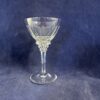 Kristalunie Maastricht rijnwijnglas ontworpen door Jan Eisenloeffel 1927-28. Hoog 14 cm, Ø 8,2 cm.