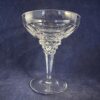 Kristalunie Maastricht champagne coupe ontworpen door Jan Eisenloeffel 1927-28. Hoog 13 cm, Ø 10,2 cm.
