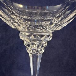 Kristalunie Maastricht champagne coupe ontworpen door Jan Eisenloeffel 1927-28. Hoog 13 cm, Ø 10,2 cm. - Afbeelding 2