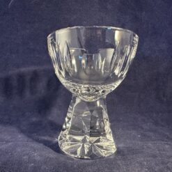 Set van 5 kristallen likeurglaasjes op voet, hoog 7 cm Ø 5,2 cm