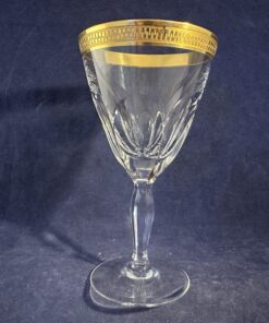 Moser set van 3 mondgeblazen wijnglazen met gouden rand, hoog 14 cm., Ø 7,7 cm.
