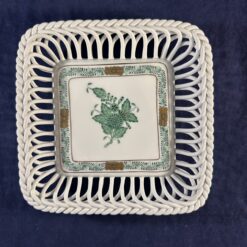 Herend Apponyi groen vierkant mandje met vlechtwerknr 7377, Ø 15,5 x 15,5 cm, hoog 3 cm - Afbeelding 2