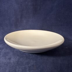 Wedgwood Queen's Ware - Traditional theetipje/ bonbonschoteltje Ø 7,7 cm.