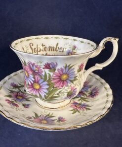 Royal Albert Flower of the month series herenkop 'September' hoog 7,7 cm Ø 9 cm