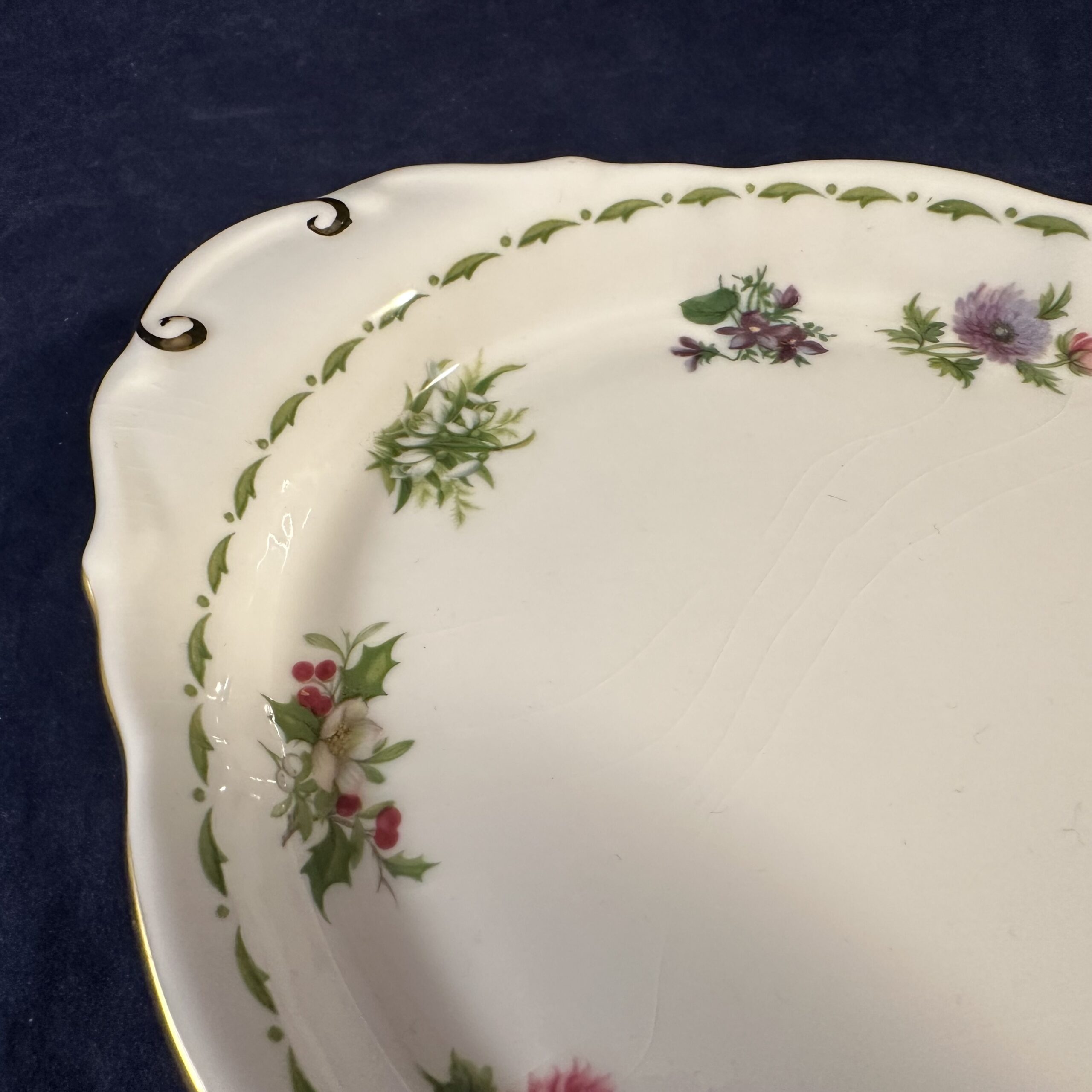 Royal Albert 'Flower of the month' series roomstel met suikerbakje en roomkan, onderschaal 26 x 15 cm - Afbeelding 4