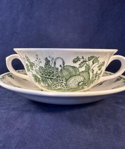 Mason's 'Fruitbasket' groen soepkom met schotel. Ø kom 12,5 cm en 5,8 cm hoog