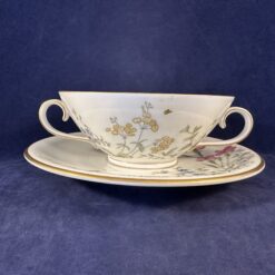 Krautheim,Selb Bavaria Wiesengrund soepkom met schotel scene L Ø 12,2 cm hoog 6 cm.