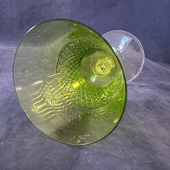 Val Saint Lambert ‘Heidelberg’ set van 7 groene wittewijnglazen, hoog 13,2 cm, Ø 7 cm. - Afbeelding 3