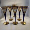 Set van 6 Boheemse kristallen glazen, kobalt met goud, hoog 22,5 cm.