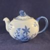 Rorstrand Ostindia kleine theepot, aardewerk hoog 13 cm, inhoud 800 cc. 