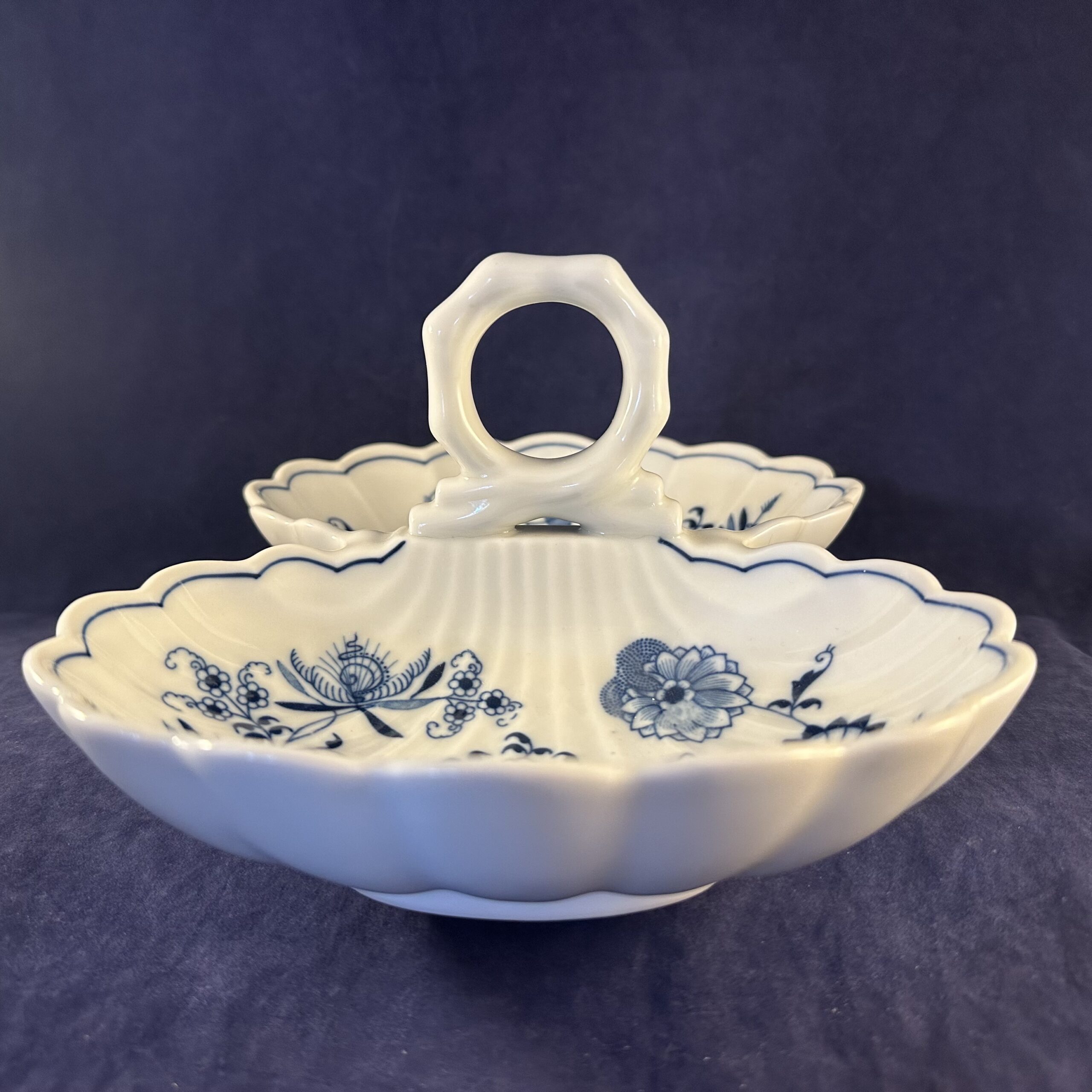 Blue Danube tweevakschaal met greep 24 x 17,5 cm. hoog 11 cm. - Afbeelding 6