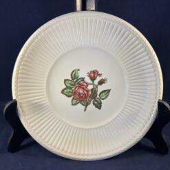 Wedgwood 'Moss Rose' soezenbord Ø 24 cm