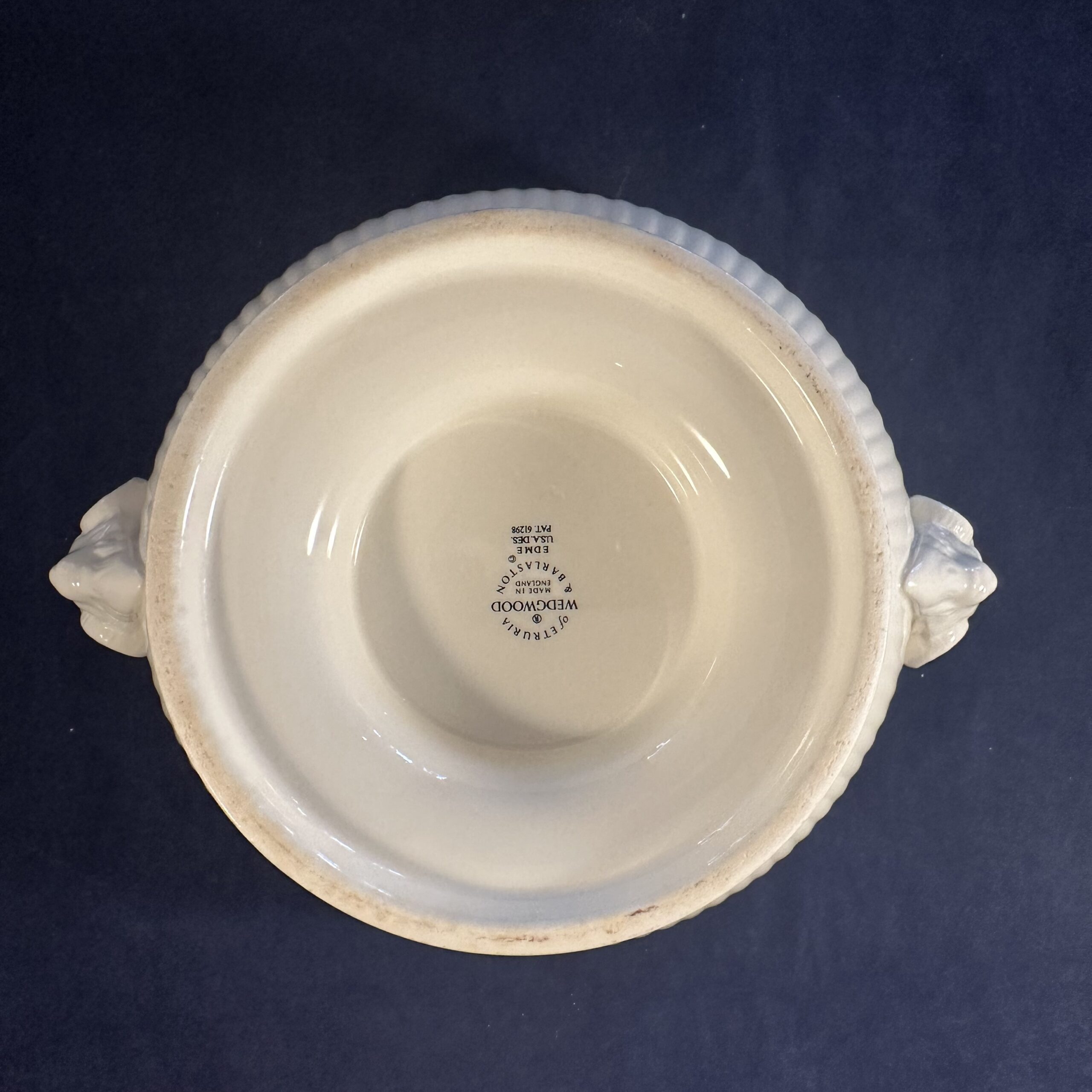 Wedgwood Edme dekschaal zonder deksel/ open schaal Ø 20,5cm, hoog 10,5 cm - Afbeelding 2