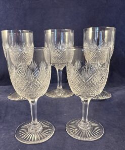 Set van 5 kristallen port/sherryglazen Wilhelmina slijpsel hoog 11,5 cm, Ø 5 cm.