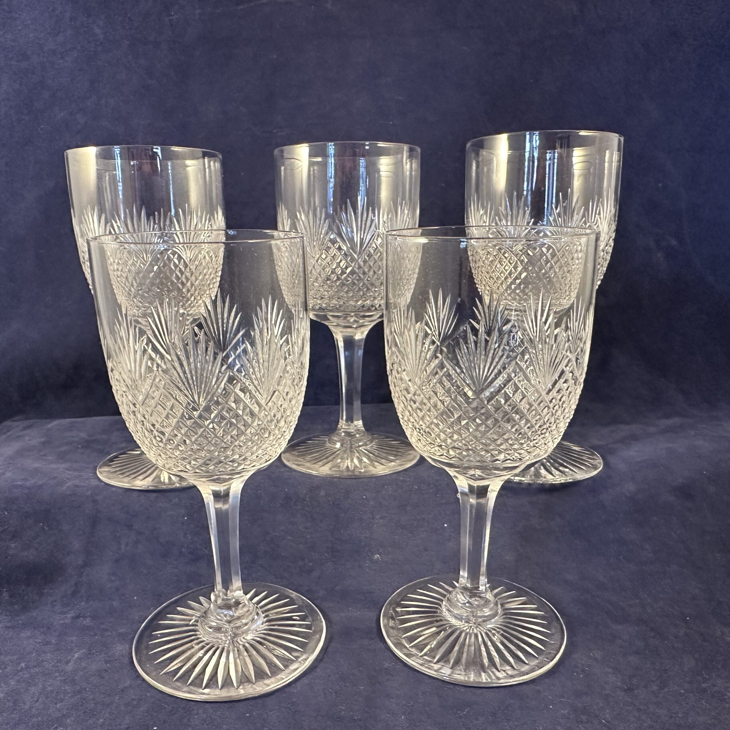 Set van 5 kristallen port/sherryglazen Wilhelmina slijpsel hoog 11,5 cm, Ø 5 cm.