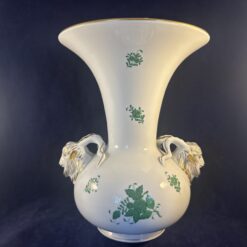 Herend Apponyi groen vaas met twee ramskoppen hoog 26 cm Ø 19,5 cm, nr. 6657 AV - Afbeelding 4
