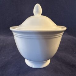 Villeroy & Boch 'Fiori Weiss' suikerpot met deksel hoog 10 cm. 11 x 9,8 cm. - Afbeelding 2