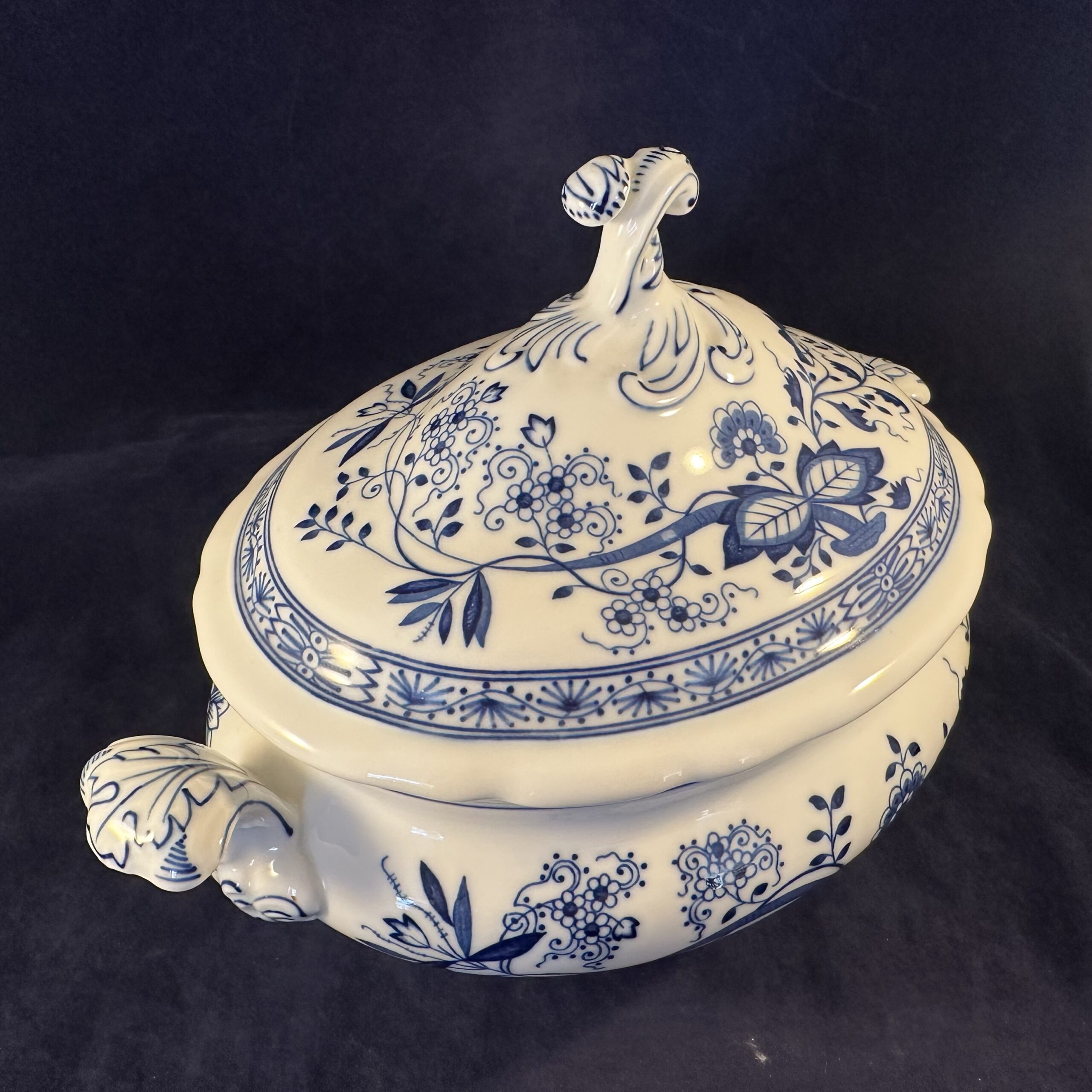 Hutschenreuther zwiebelmuster ovale dekschaal Ø 18 x 28,5 cm hoog 19 cm. - Afbeelding 2