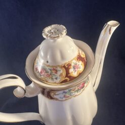 Royal Albert 'Lady Hamilton' koffiepot hoog 24 cm inhoud 1200 cc. - Afbeelding 2