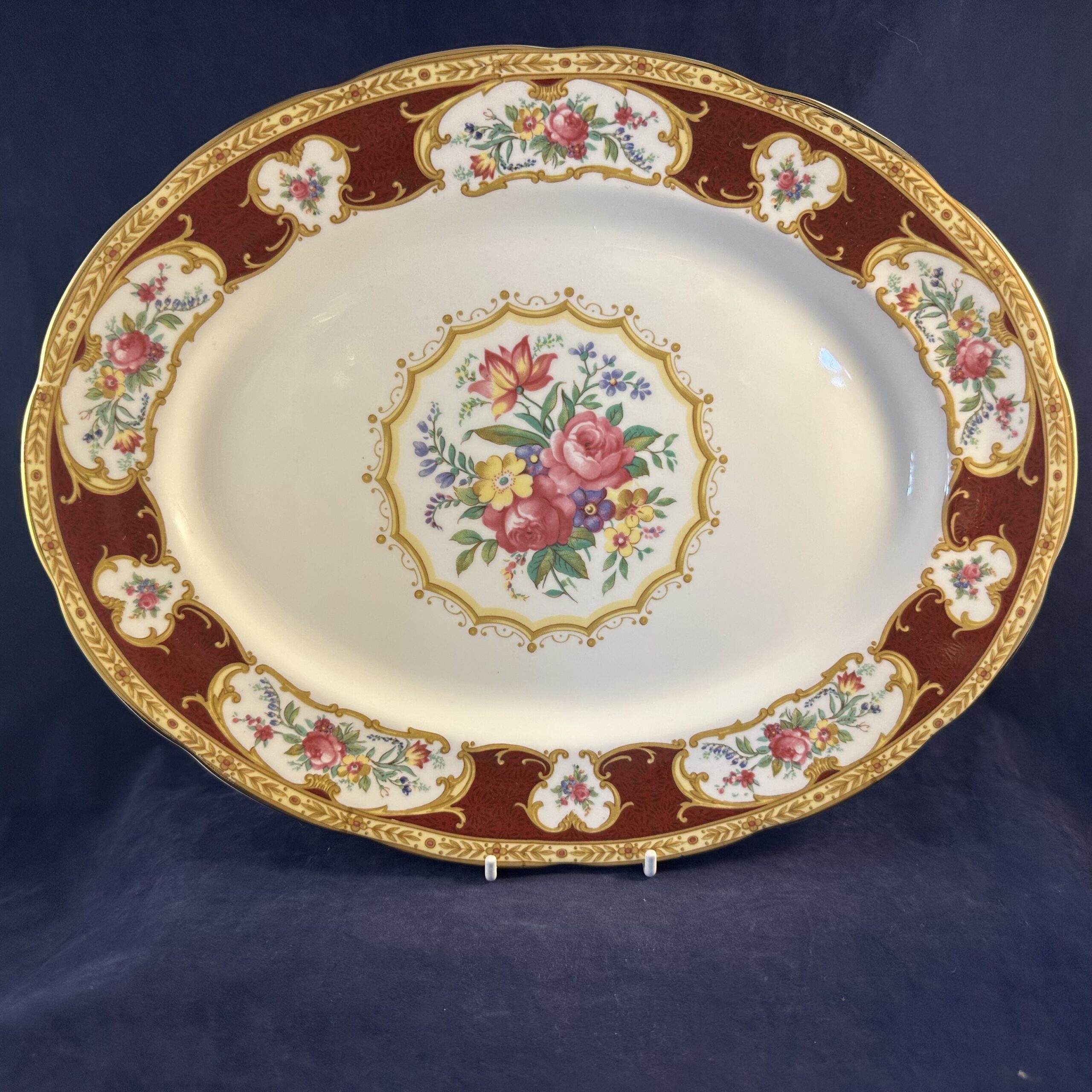 Royal Albert 'Lady Hamilton' ovale schaal 25 x 32,5 cm
