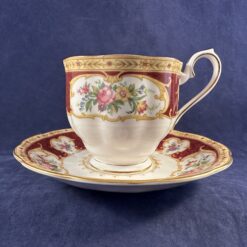 Royal Albert 'Lady Hamilton' grote kop en schotel, Ø kopje 8,5 cm, hoog 8 cm