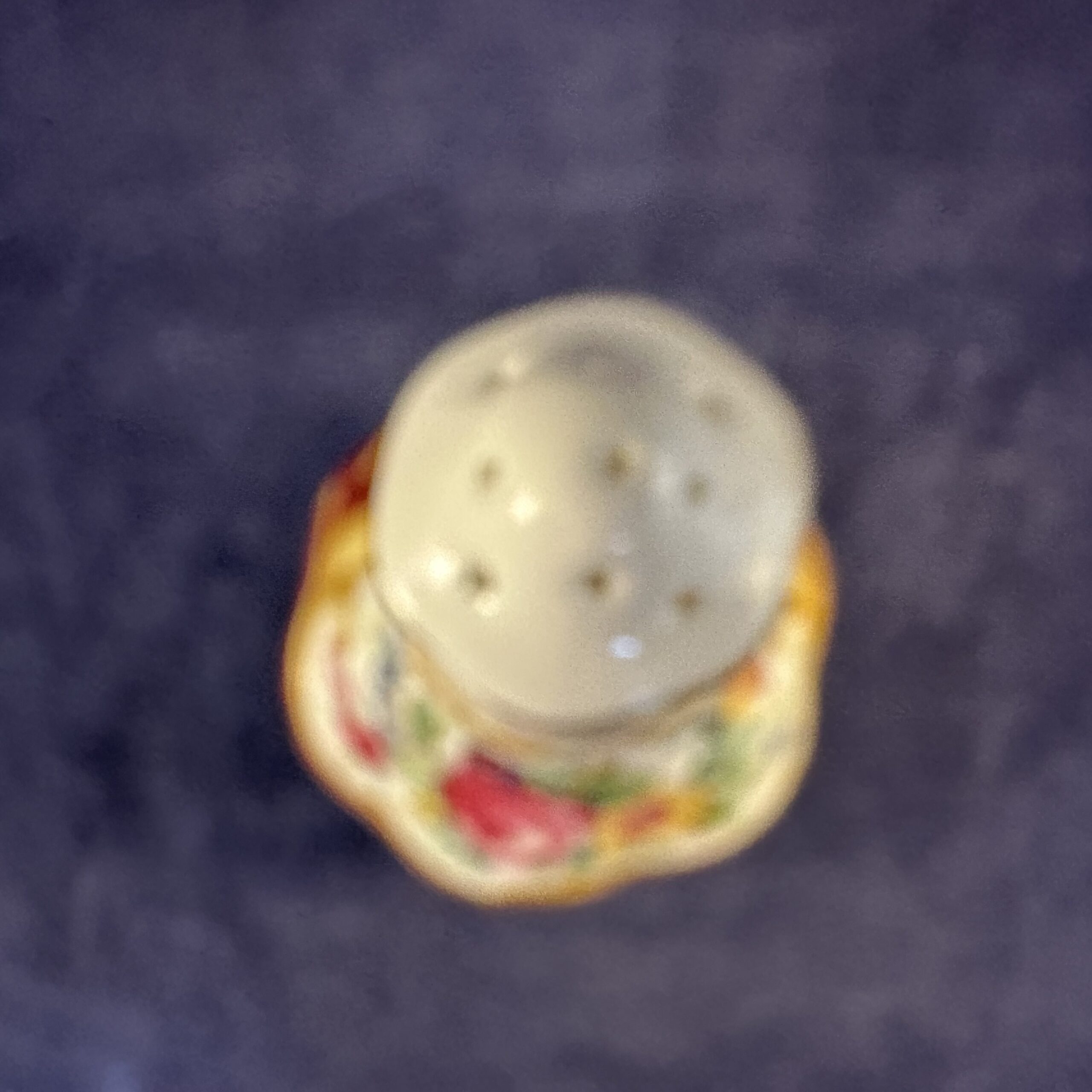 Royal Albert 'Lady Hamilton' zoutvaatje hoog 7,5 cm. - Afbeelding 3