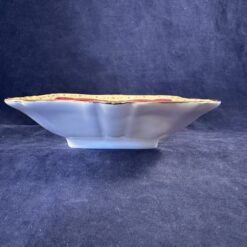 Royal Albert 'Lady Hamilton' vierkant bonbonschaaltje Ø 12 x 12 cm hoog 3 cm. - Afbeelding 4