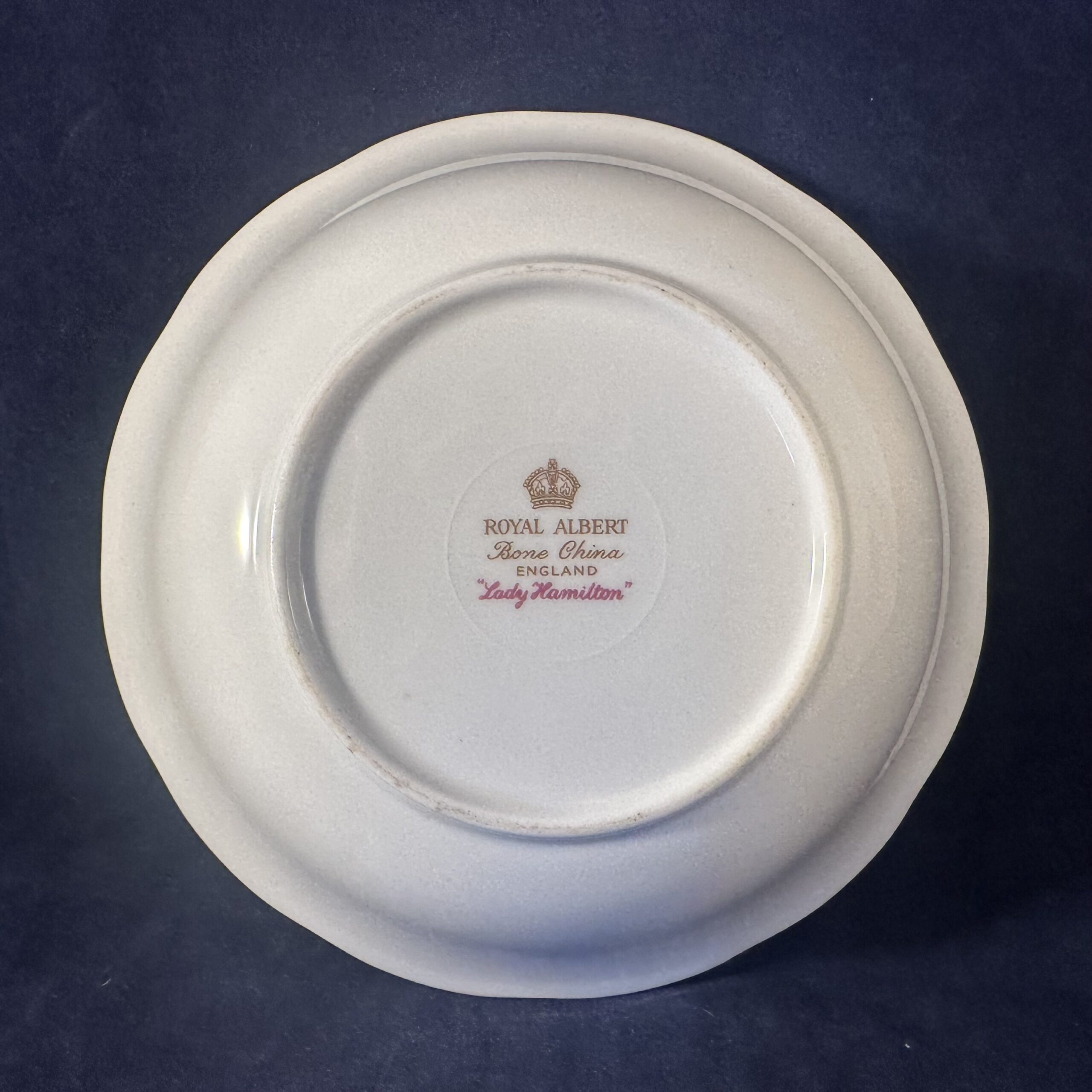 Royal Albert 'Lady Hamilton' compoteschaaltje Ø 13,5 cm, hoog 3,5 cm. - Afbeelding 3
