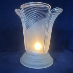 Glazen windlicht met losse matglazen voet hoog 13,7 cm, Ø 12 cm. 