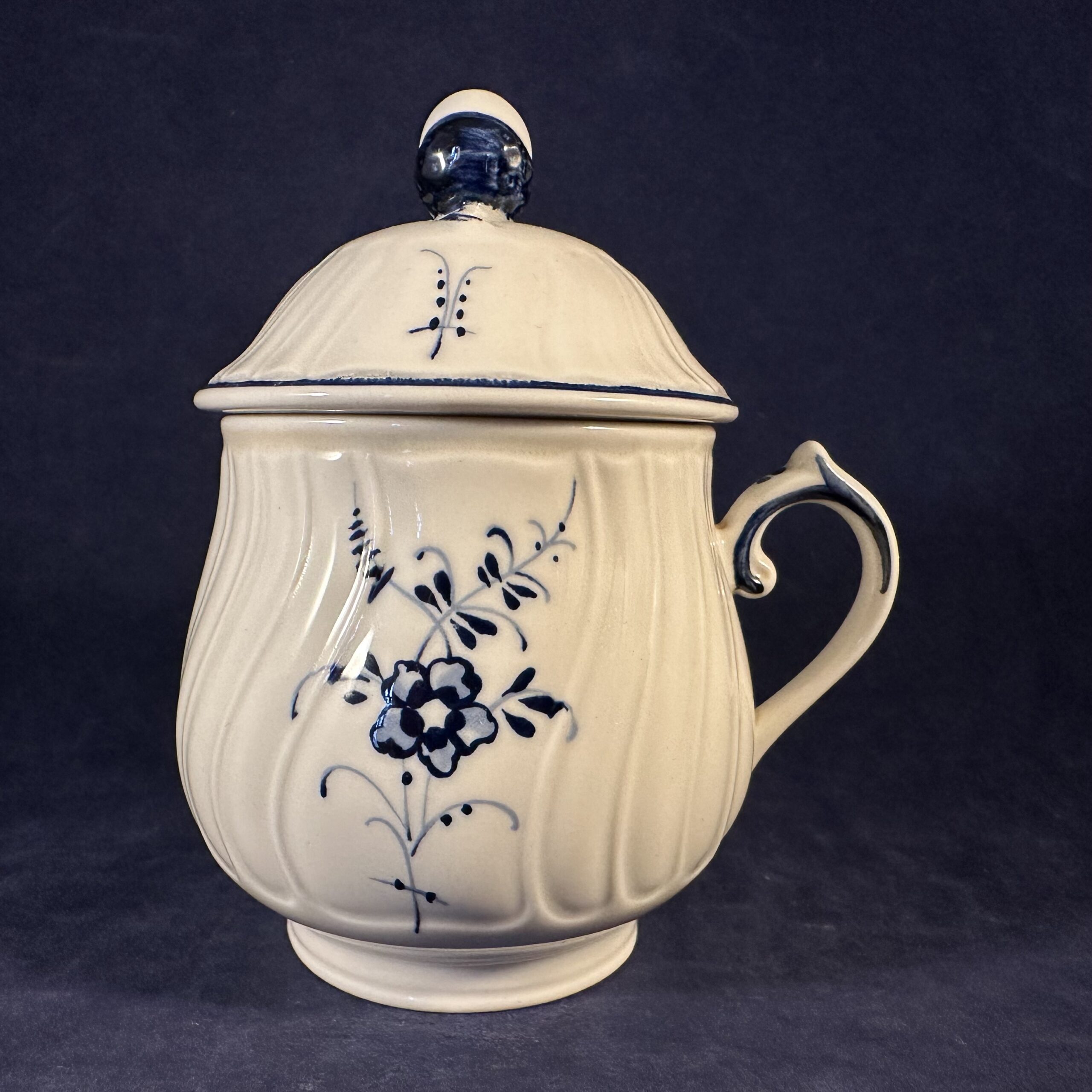 Villeroy & Boch Vieux Luxembourg pot au creme met deksel en schotel, Ø kop 5,6 cm, hoog 10 cm
