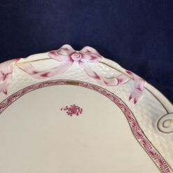 Herend Apponyi roze grote ovale presenteerschaal met strikken nr. 400 AOG 28,5 x 40,5 cm. - Afbeelding 2