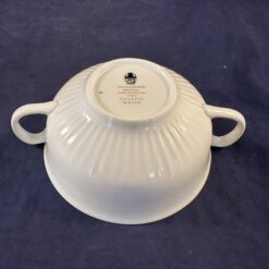 Wedgwood 'Galaxie White' soepkom met schotel Ø 12 cm, hoog 5,3 cm. - Afbeelding 2