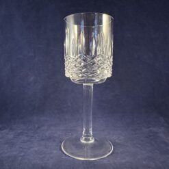 Set van 6 geslepen kristallen wijnglazen, hoog 16,8 cm, Ø 6 cm