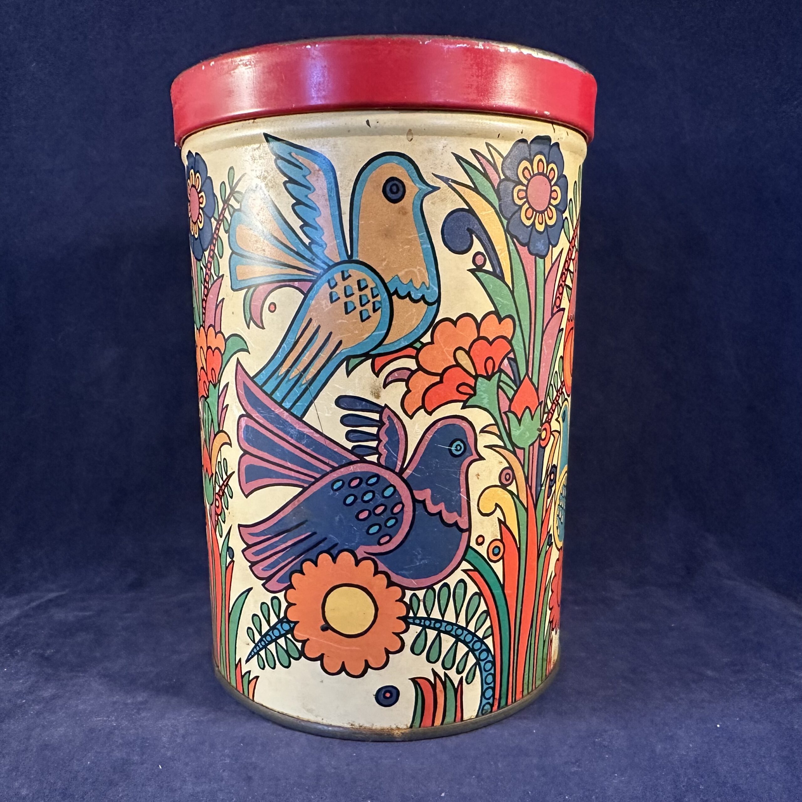 Villeroy en Boch 'Acapulco' voorraadblik Ø 10,8 cm, hoog 16,5 cm.