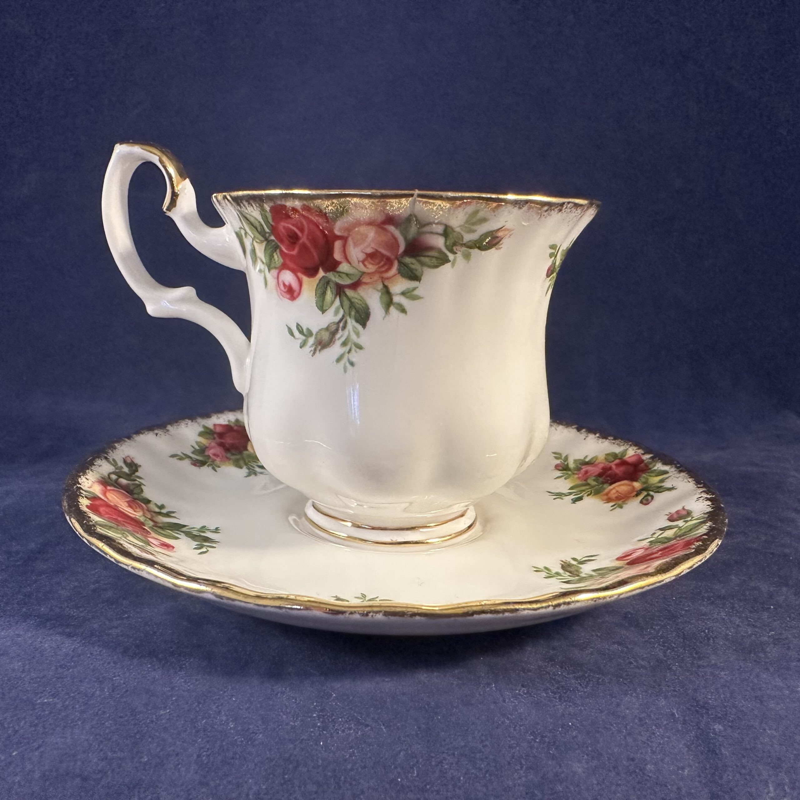 Royal Albert 'Old country roses' mokkakop en schotel Ø kop 6,3 cm, hoog 6,5 cm - Afbeelding 2