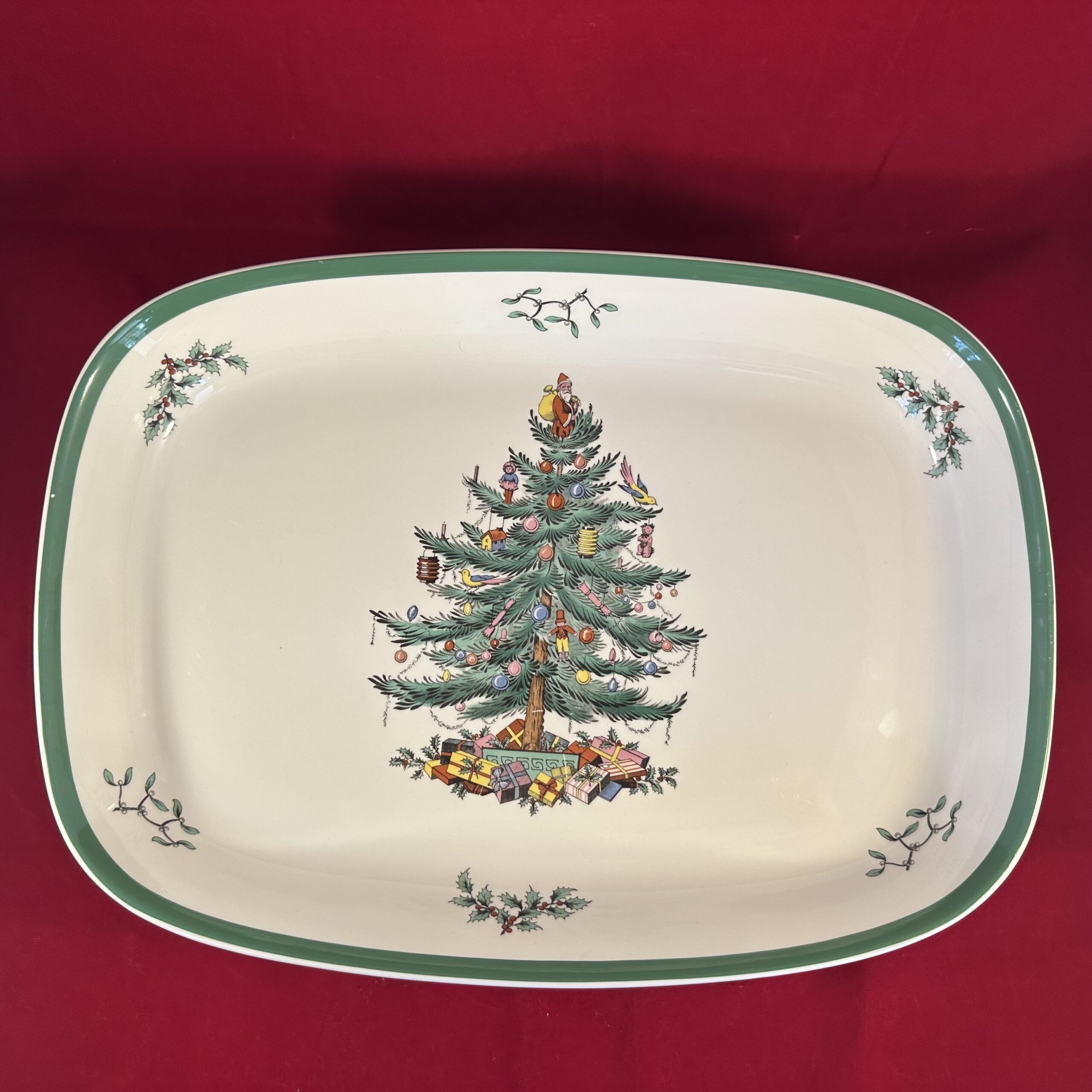 Spode 'Christmas tree' ovenschaal 35 x25,5 cm, diep 5 cm. Made in England